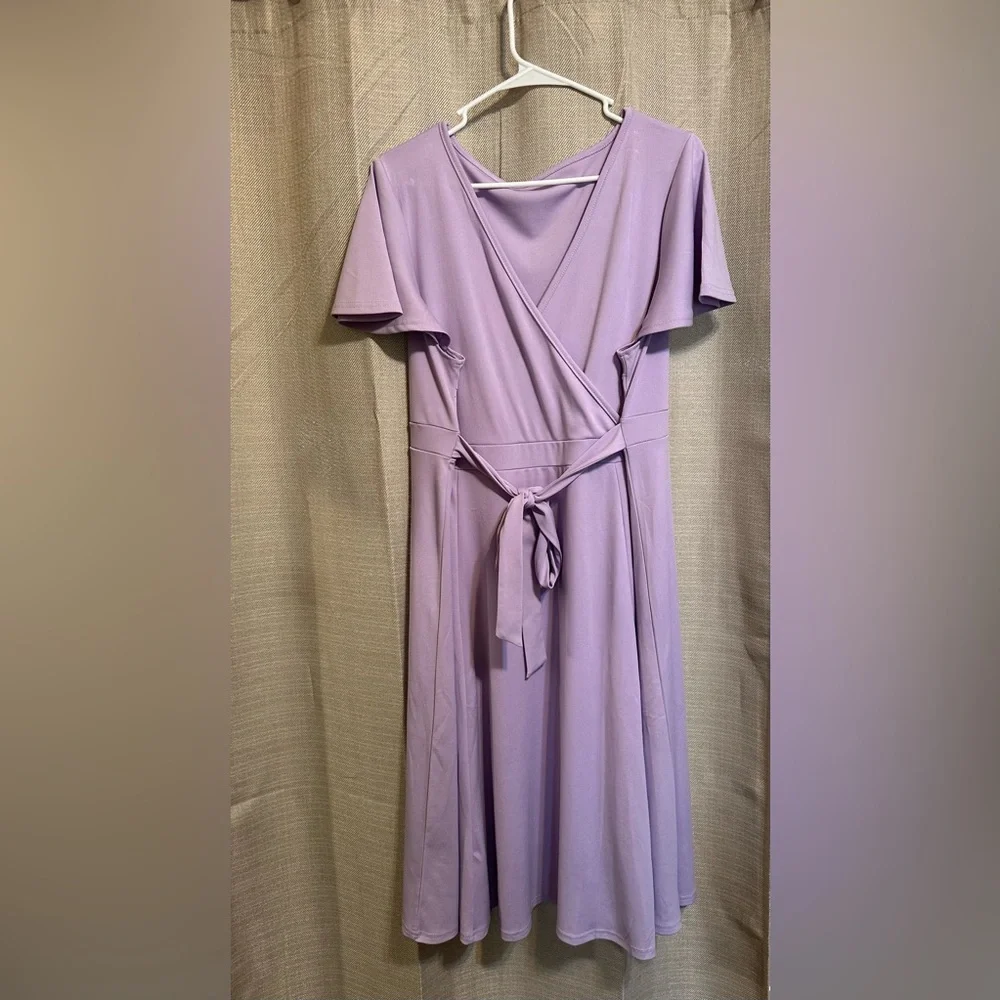 Lavender midi wrap dress, size XXL - Picture 4 of 6